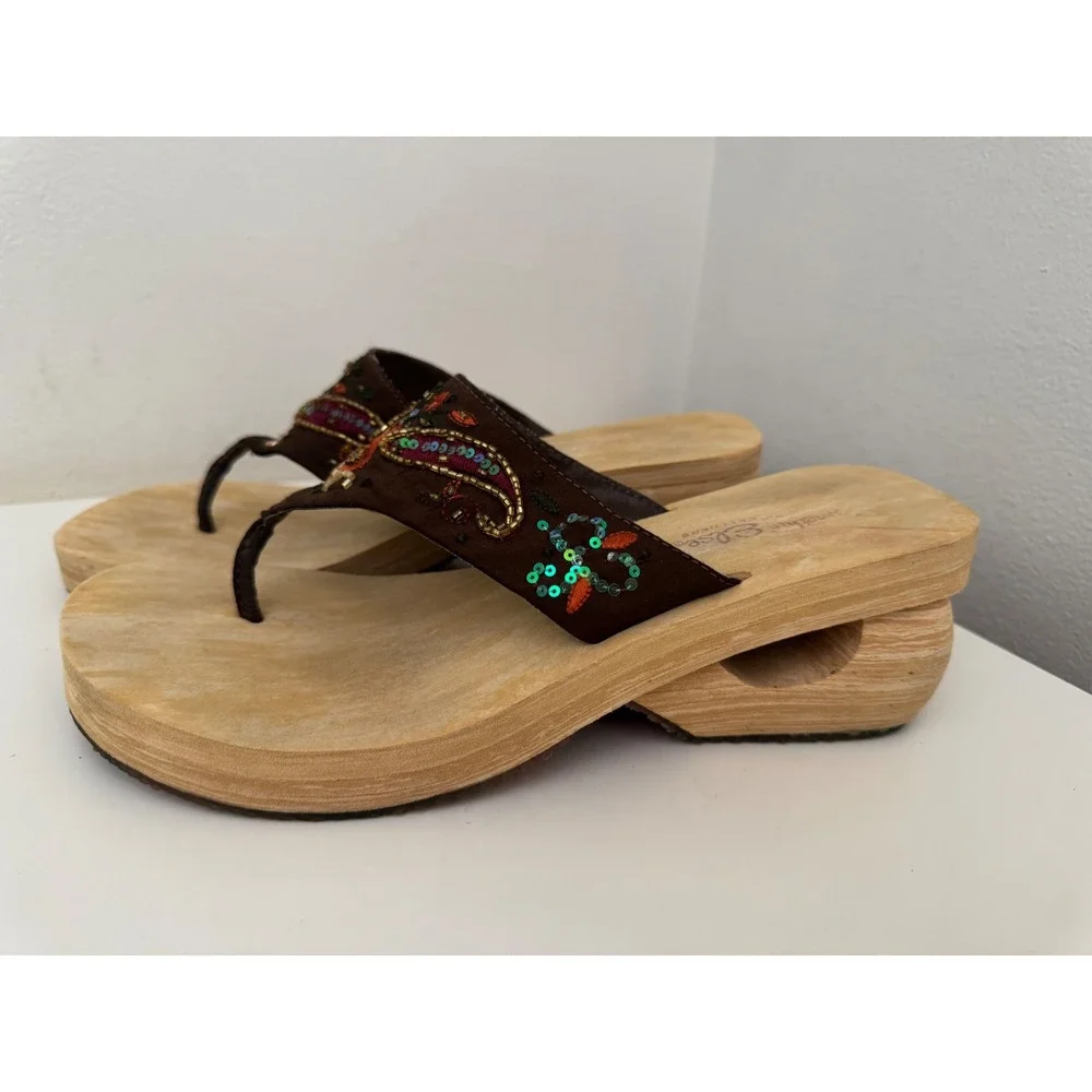 Skechers Something Else Vintage Y2K Wood Platform Paisley Beaded Sandals Brown